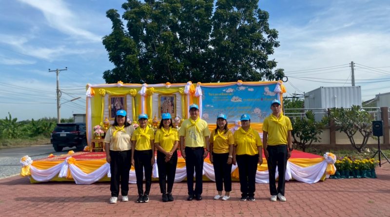 กิจกรรมจิตอาสาพัฒนาปรับปรุงภูมิทัศน์และทำความสะอาดบริเวณสถานีรถไฟสุพรรณบุรี